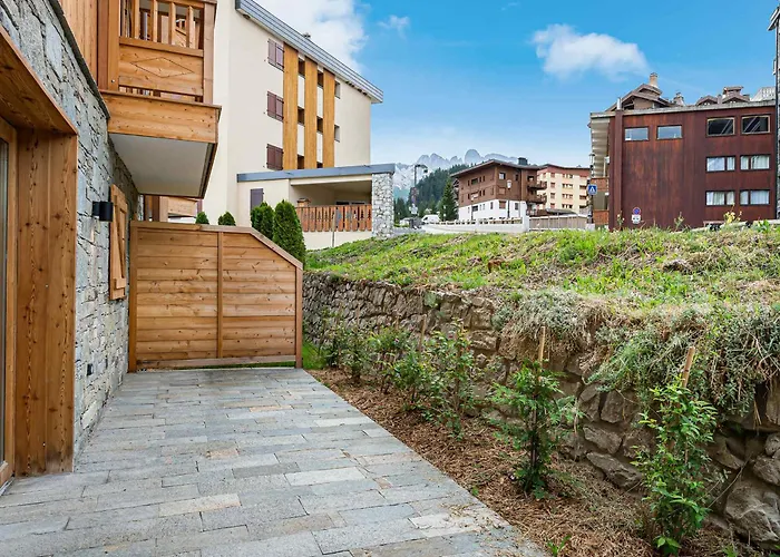 Moderne 4 Pers, Parking, Wifi - Fr-1-563-69 * Courchevel